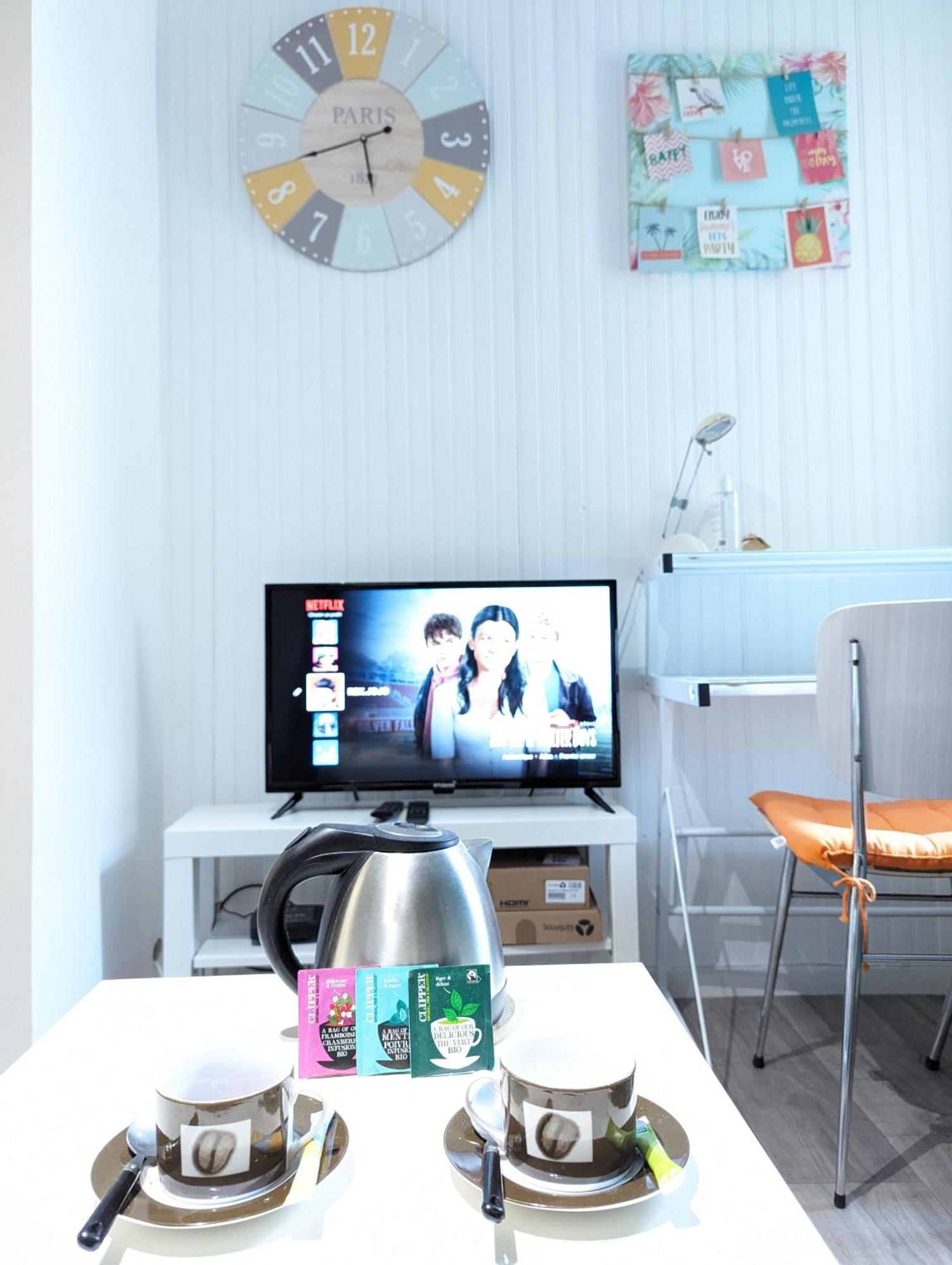 Studio Simplicien *Cosy* Plein Centre Ville De Poitiers *Tv* Wifi *Cafe* Экстерьер фото