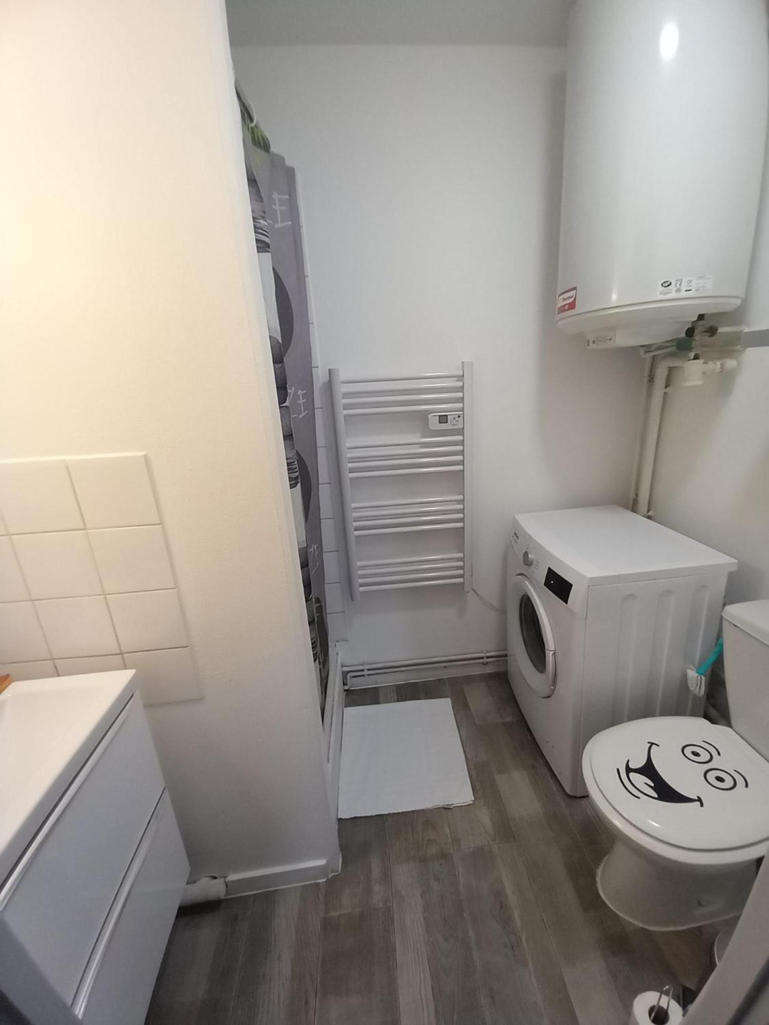 Studio Simplicien *Cosy* Plein Centre Ville De Poitiers *Tv* Wifi *Cafe* Экстерьер фото