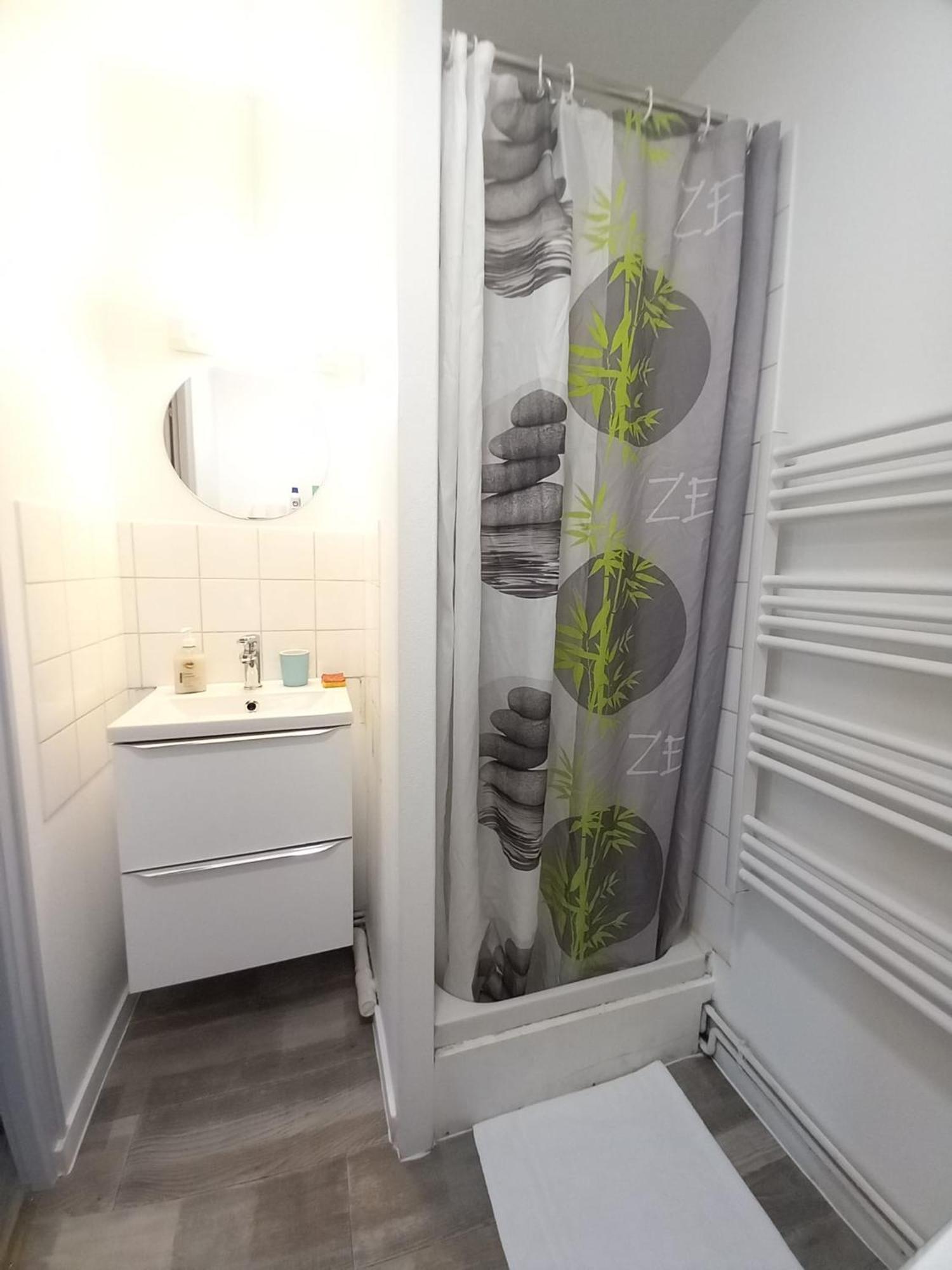 Studio Simplicien *Cosy* Plein Centre Ville De Poitiers *Tv* Wifi *Cafe* Экстерьер фото